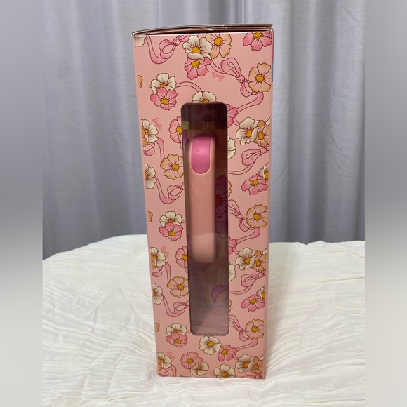 NEW Stanley x Barbie Just Peachy Barbie 80S PEACHES ’N CREAM QUENCHER 40 OZ - Picture 6 of 15